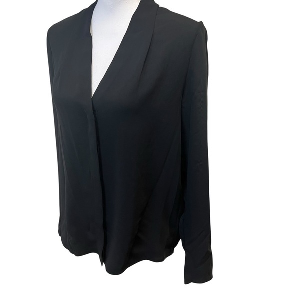 Aritzia Babaton Akira Power Blouse Long Sleeve V-neck Black Size Medium *Flawed* - Picture 2 of 13
